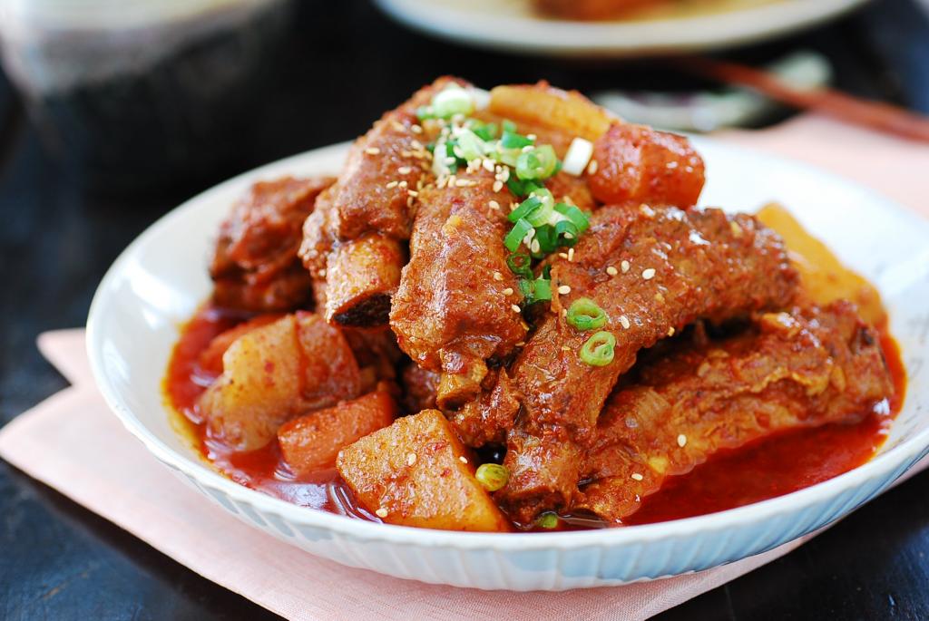 braised pork ribs with potatoes recipe