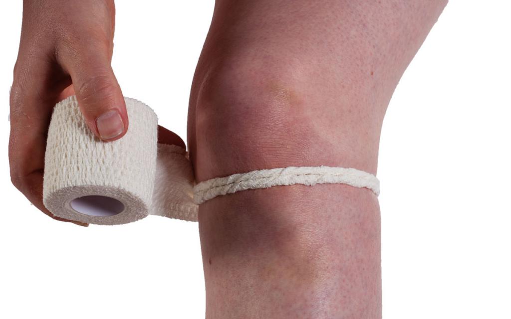 растяжение связок коленного сустава лечение