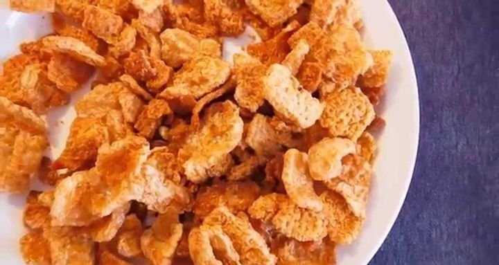 the benefits of pork skins for the human body