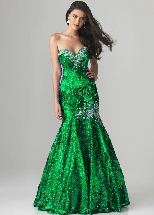 Зеленое платье в пол фото