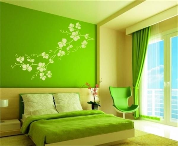 пример оформления спальни в зеленом цвете