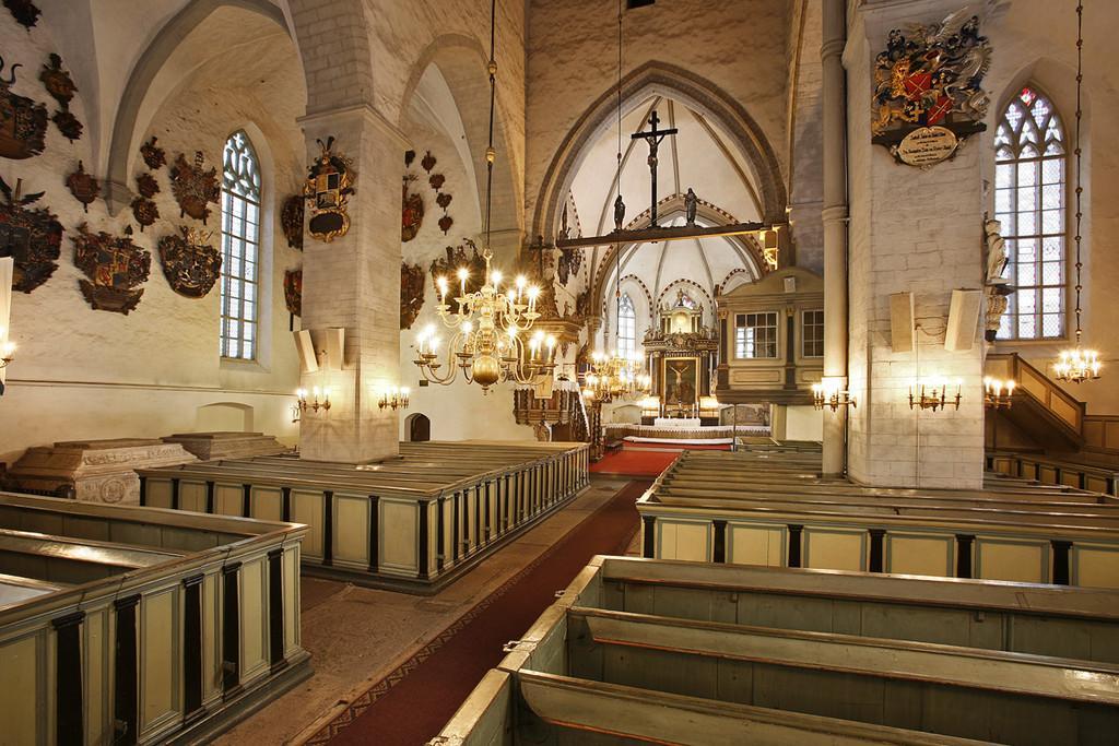 интерьер Домского собора в Таллинне