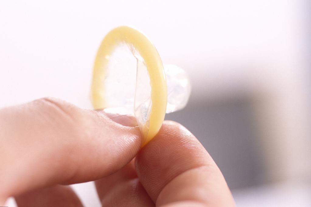 Как пользоваться презервативом