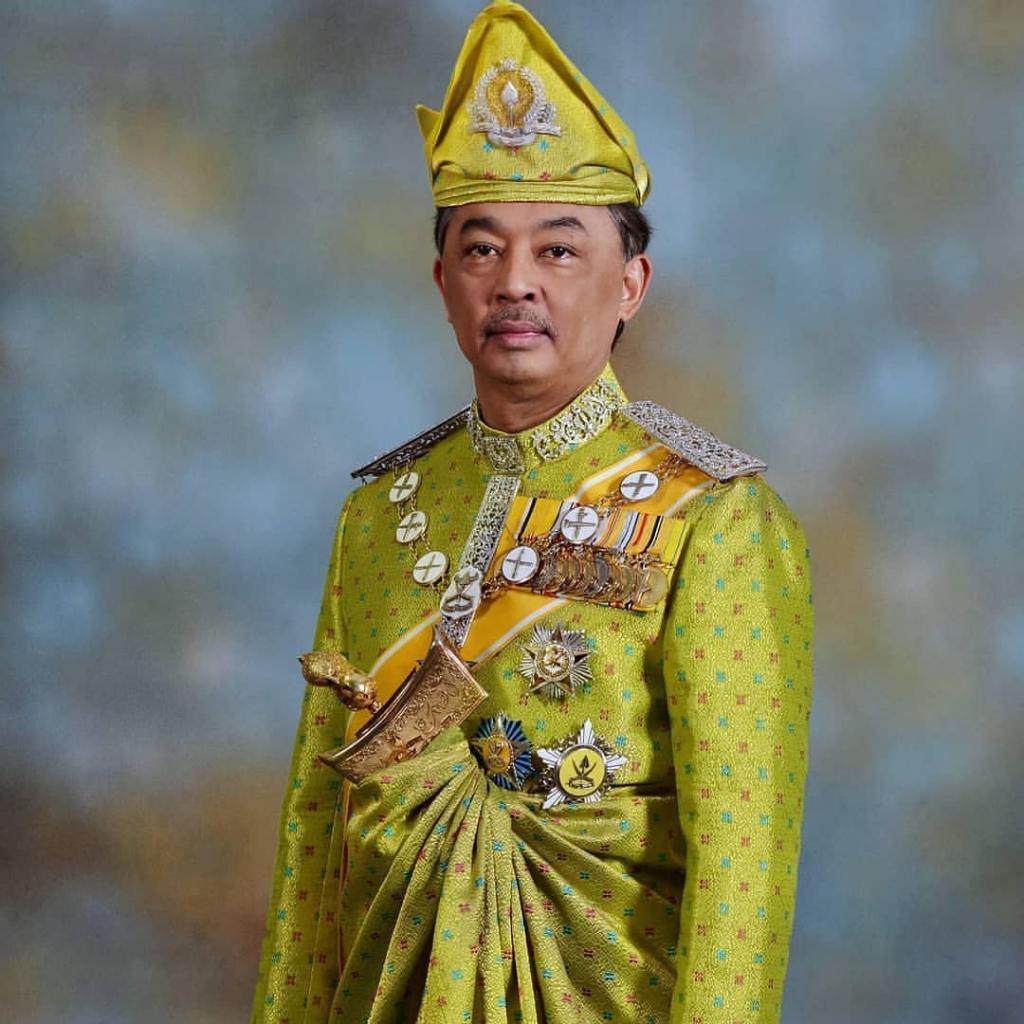 Правила малайзии. Абдулла II Король Малайзии. Абдул Халим Муадзам. Абдул Халим Муадзам Шах.