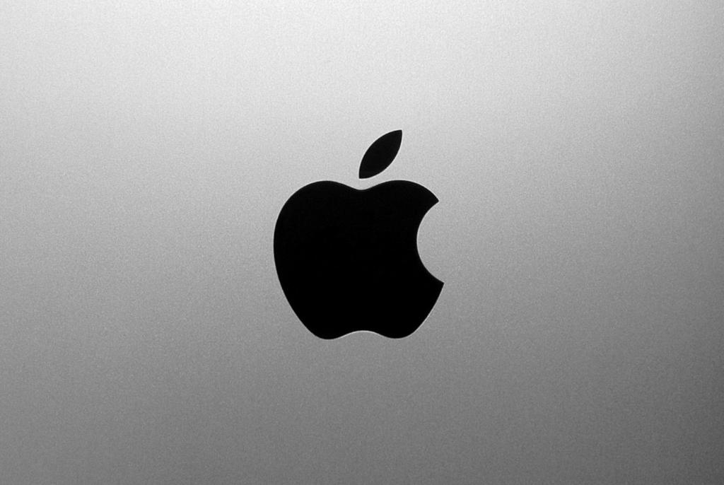 Apple Logo 2