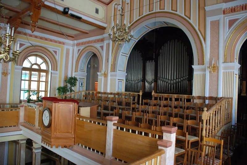 Орган в московской церкви