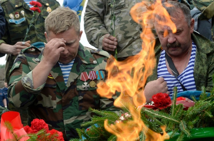 Памяти погибших десантников