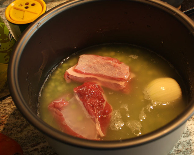 pork multicooker soup