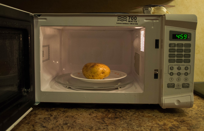 Картофельный пироги в микроволновке