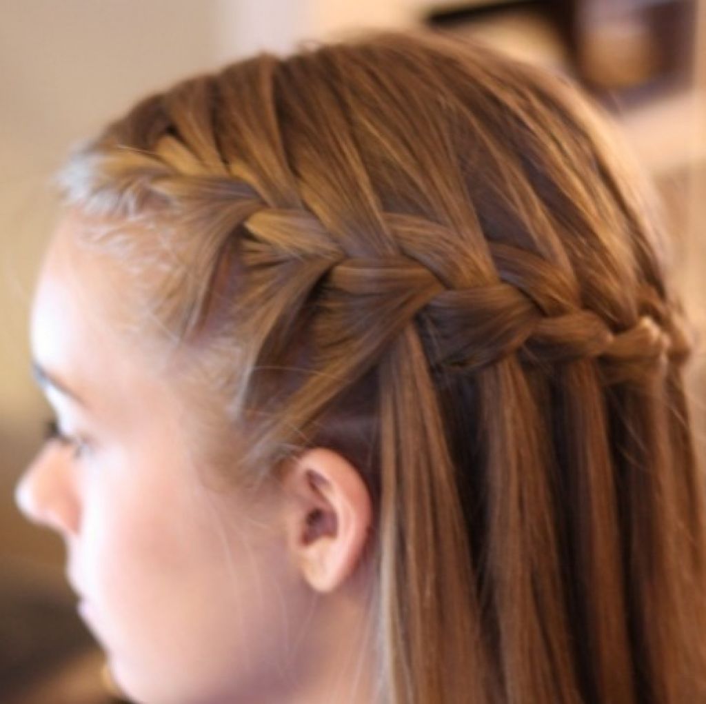 Косы на средние волосы фото с челкой на праздник