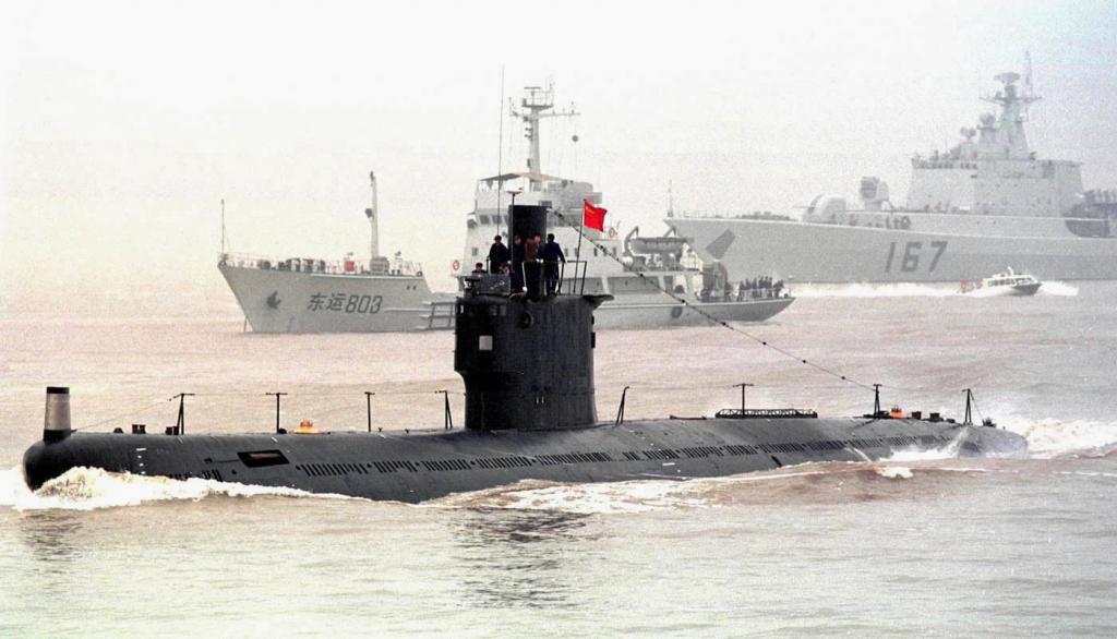 Испытание подводной лодки проекта 633
