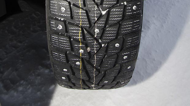 Tread Dunlop Winter Ice 02