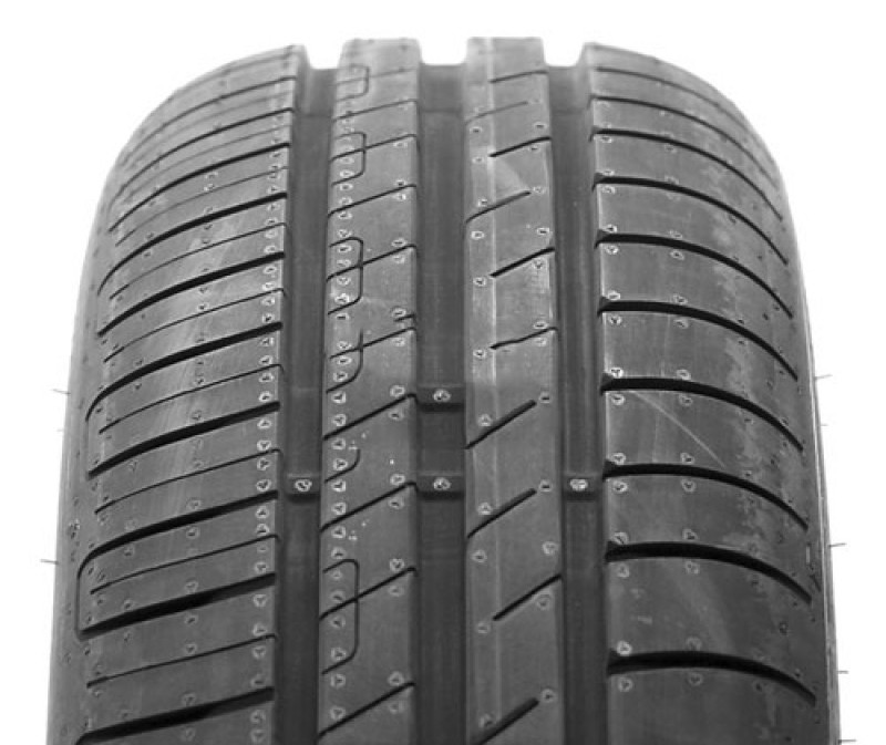 goodyear efficientgrip compact 175 65 r14 82t