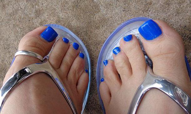 blue pedicure photo