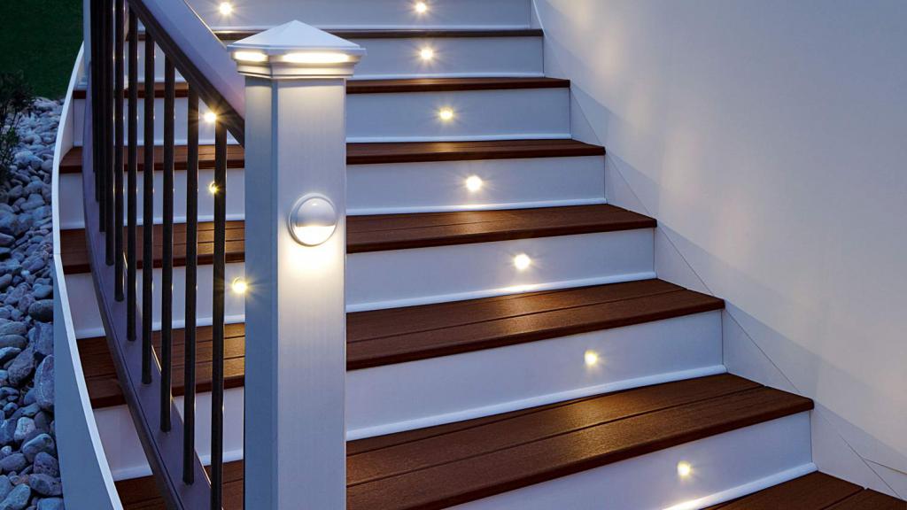 подсветка ступеней лестницы светильники