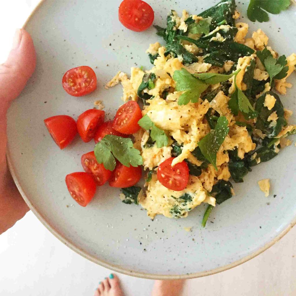 fried eggs with mushrooms