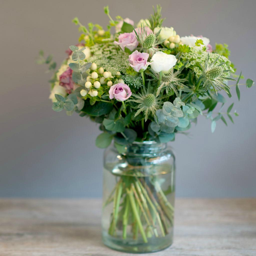 Цветы на первое свидание: этикет для свиданий, стоит ли дарить цветы, выбор цветов и варианты букетов