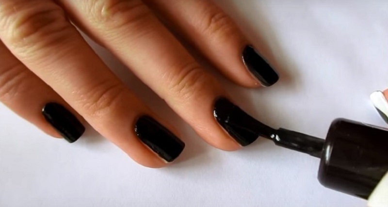 Оригинальный дизайн ногтей с черным лаком - интересные идеи, особенности и отзывы