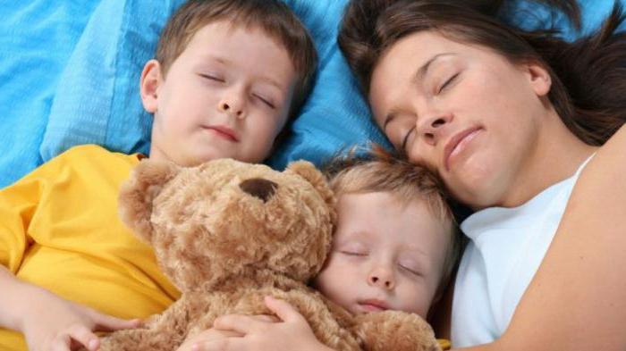 how to teach a child to sleep separately from parents at 4 years old