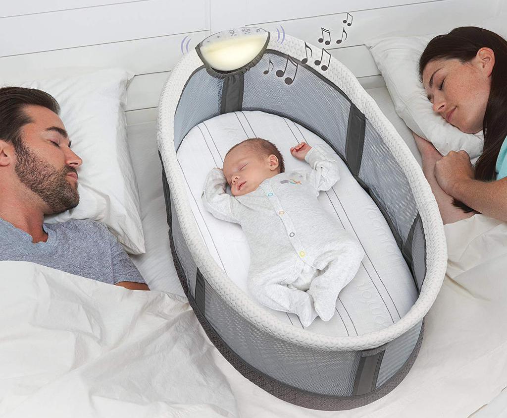 Удобные кроватки для новорожденных