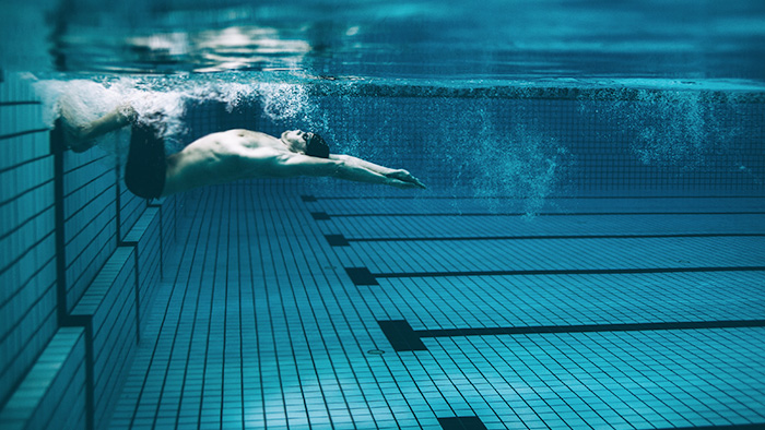 Плавание - эффектный вид спорта.