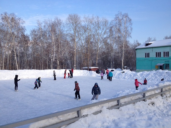 skating rink in the Bugrinsky grove