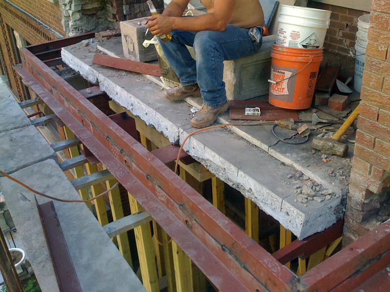 Подготовка балкона к ремонту