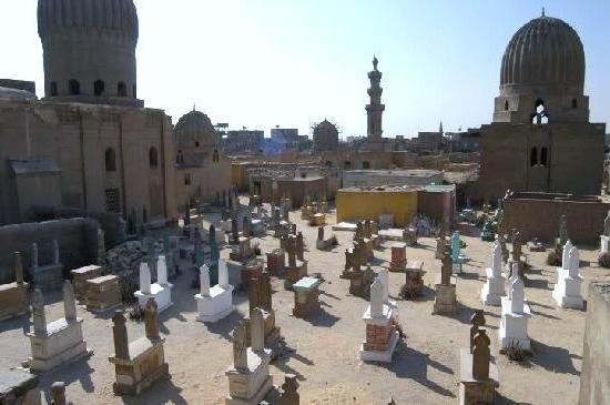 city ​​of the dead cairo name