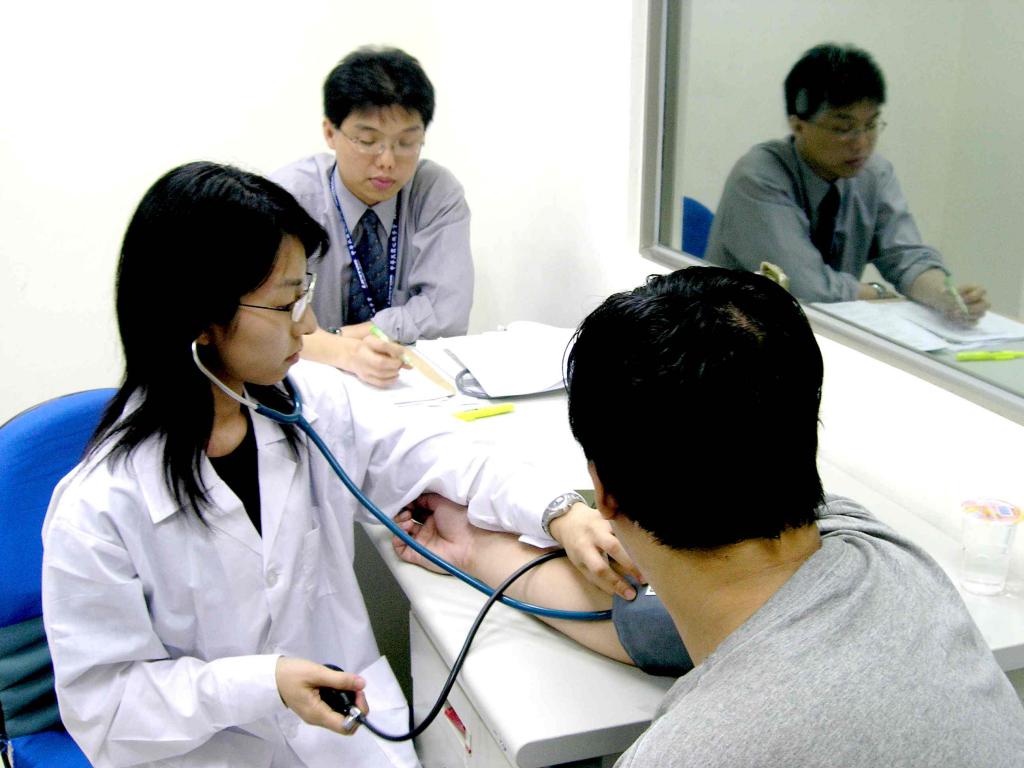 how is the medical examination in the clinic