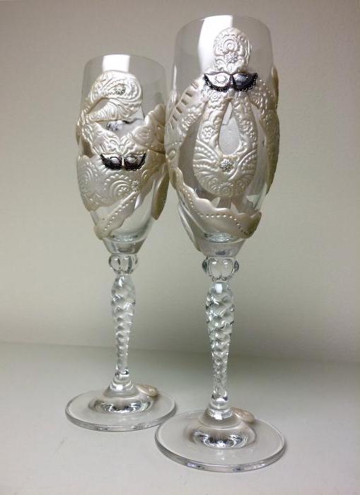 decoration of glasses