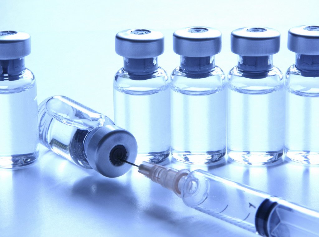 Флаконы с вакциной