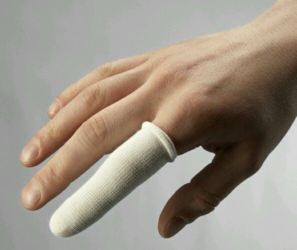 Забинтованный палец