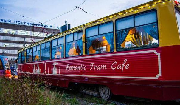 romantic tram cafe 
