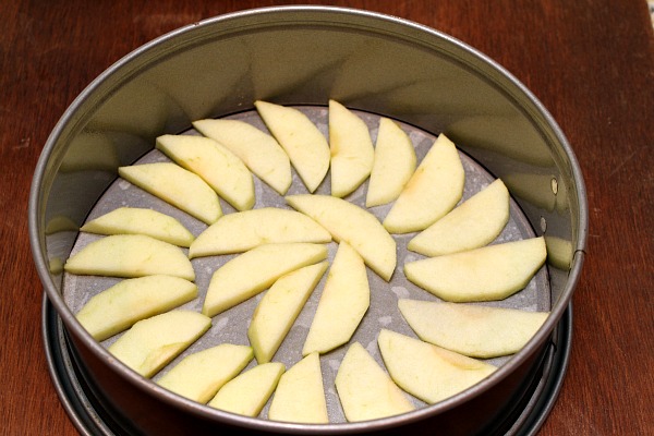 Яблочный пирог рецепт шарлотка