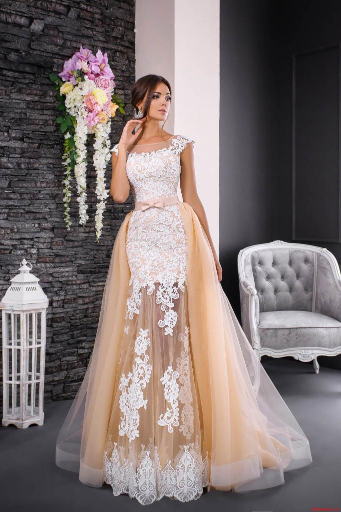 Chic wedding dress