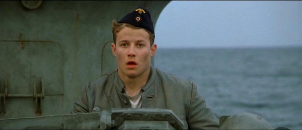 кадр из кинокартины подводная лодка u 571