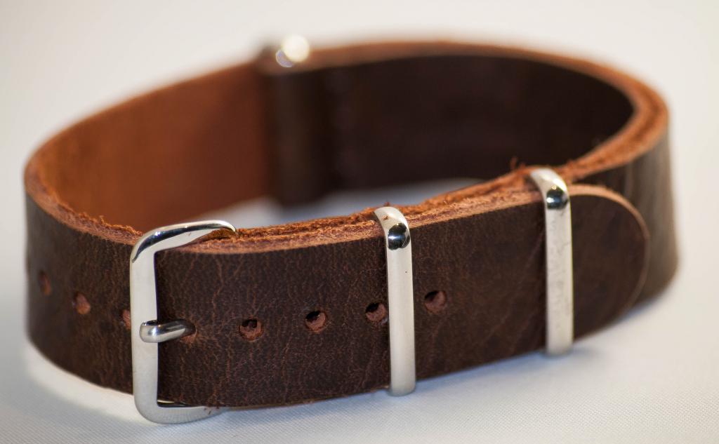 Leather belt