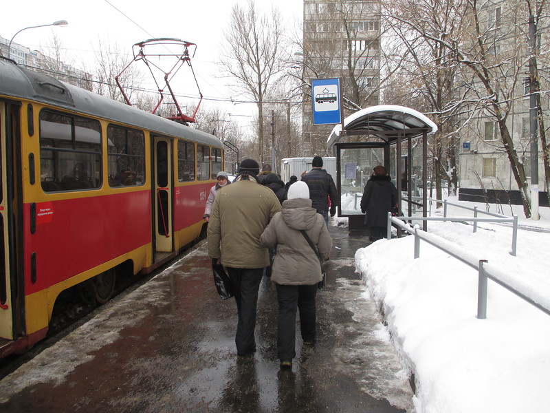 Фото трамвайной остановки