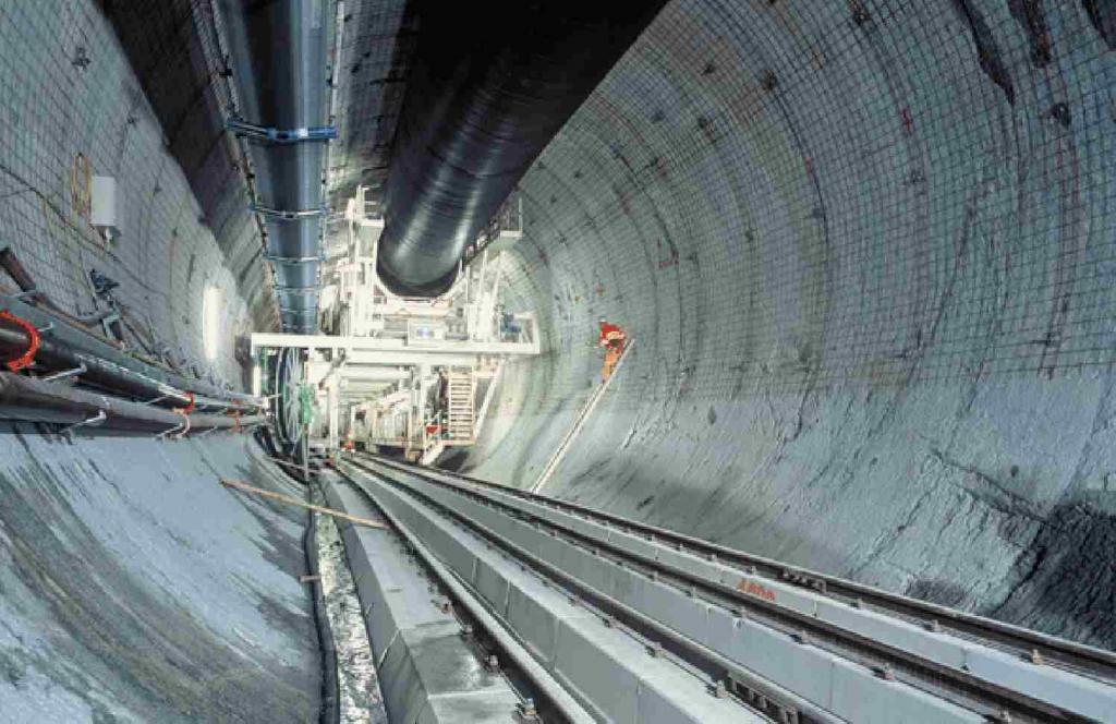 строительство транспортного тоннеля