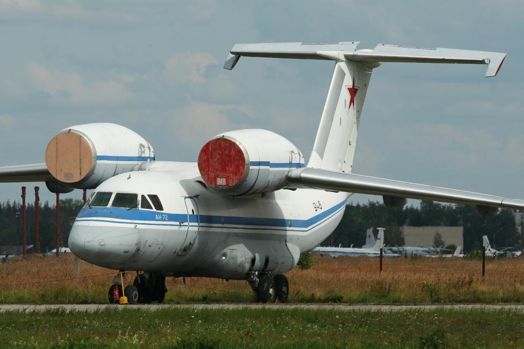 ан 72 самолет украина