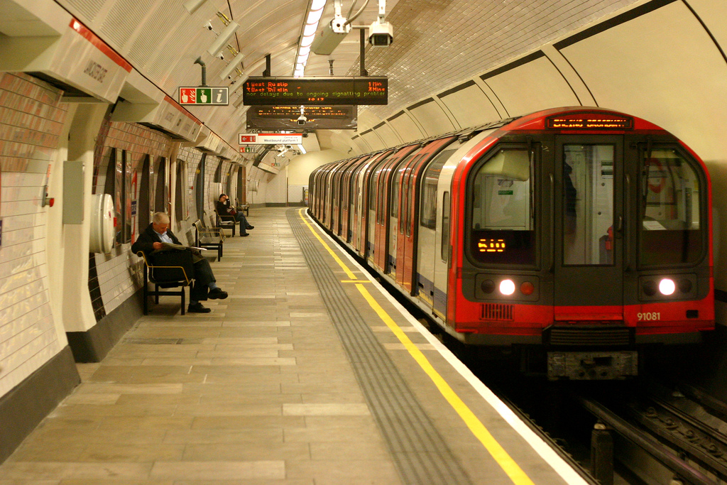 Станция метро в Лондоне
