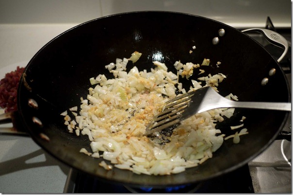 рис в сковороде