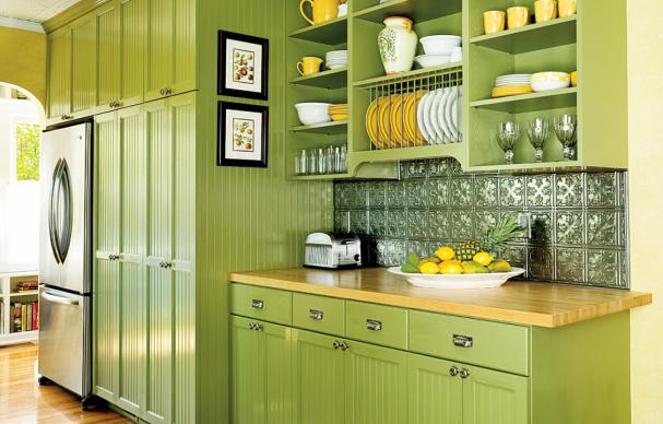 цвета сочетающиеся с зеленым в интерьере кухни