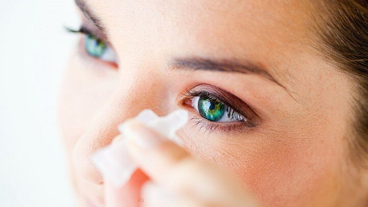 Как снять напряжение с глаз: лучшие способы и препараты