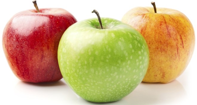 Можно ли есть яблоки на голодный желудок детям