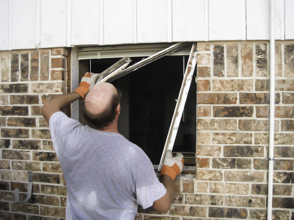 Removal of an old double-glazed window