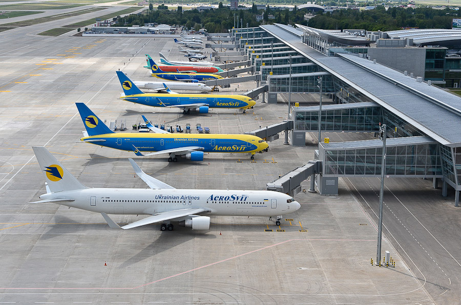 Украинский аэровокзальный комплекс