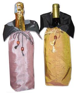 Декор бутылок тканью