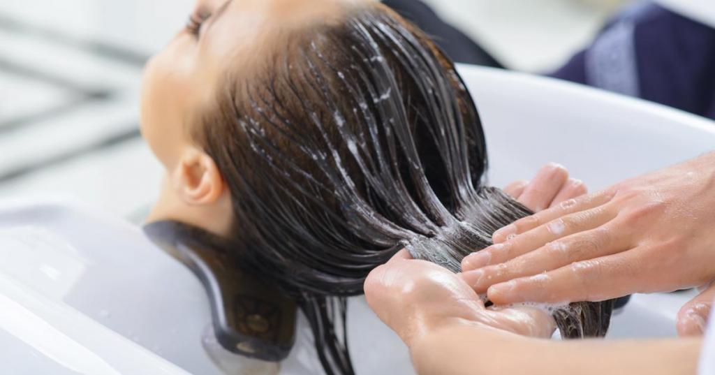 Средства для выпрямления волос без утюжка: обзор, особенности применения, отзывы о производителях