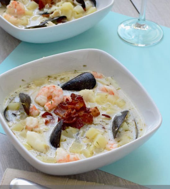 Суп с сыром и морепродуктами